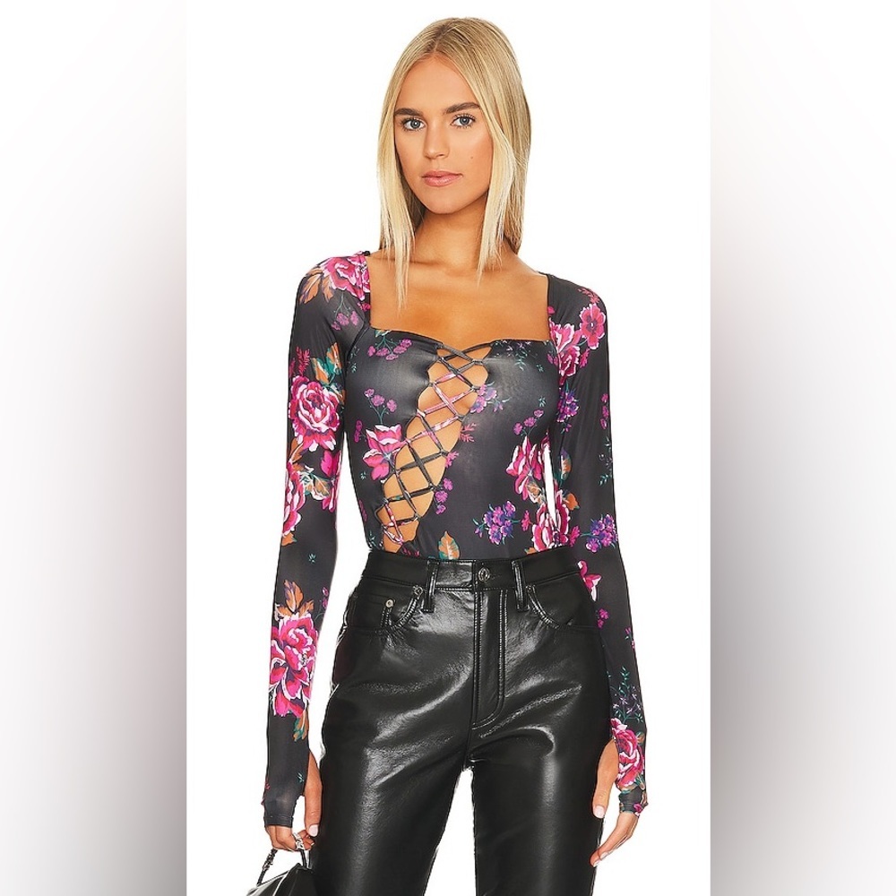 Roseville Bodysuit Noir Pink Bouquet
